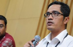 Kabiro Humas KPK, Febri Diansyah memberi keterangan kepada awak media di gedung KPK, Jakarta