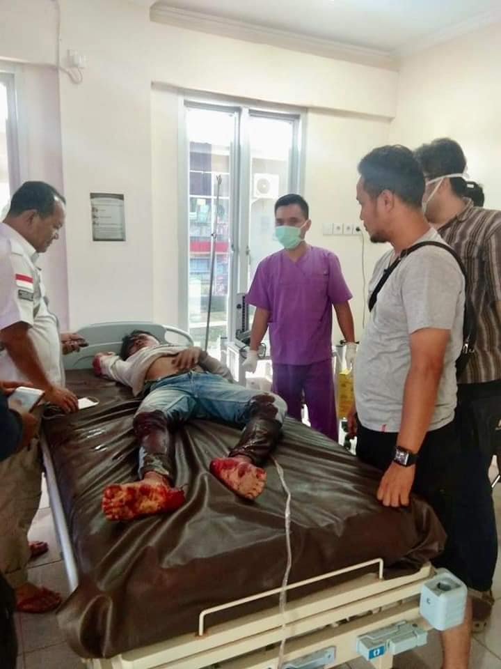 Penyidik kepolisian terus mendalami pemeriksaan terhadap pelaku pembunuhan Melindawati Zidemi (24 tahun), seorang calon pendeta wanita di Kabupaten Ogan Komering Ilir (OKI), Sumatera Selatan. Kabid Humas Polda Sumsel, Kombes Pol Supriadi, mengatakan pihak kepolisian menduga adanya motif asmara yang turut memicu terjadinya pembunuhan terhadap korban oleh pelaku Hen dan Nang. "Pelaku bersama korban sama-sama di satu wilayah di OKI. Diduga juga ada motif asmara," kata Kombes Pol Supriadi, Kamis (28/3). Hanya saja, Supriadi belum bisa memberikan keterangan jelas motif asmara yang dimaksud karena masih dalam tahap pengembangan. "Lebih lengkapnya besok, karena akan dirilis," katanya.